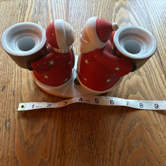 PartyLite Mr & Mrs Santa Claus Kissing Christmas Pillar Candle Holder - Picture 5 of 8